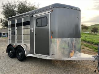 Used Horse Trailer