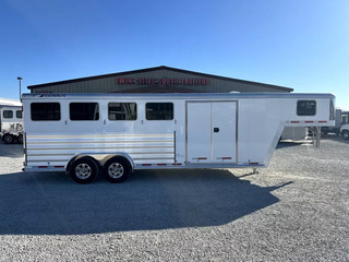 New Horse Trailer
