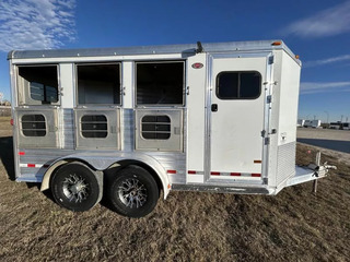 Used Horse Trailer