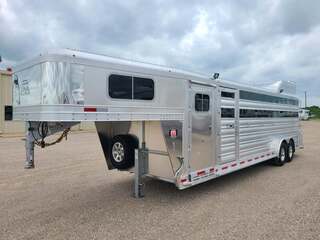 New Horse Trailer