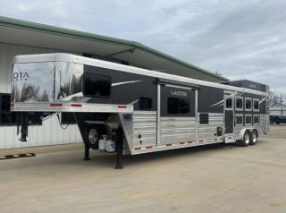 Used Horse Trailer