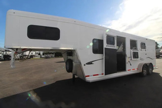 New Horse Trailer