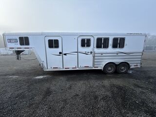 Used Horse Trailer