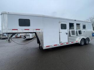 New Horse Trailer