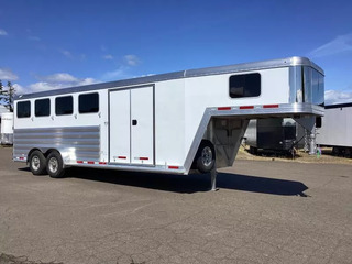 New Horse Trailer