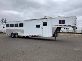 Used Horse Trailer