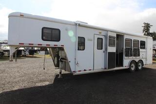 Used Horse Trailer
