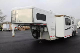Used Horse Trailer