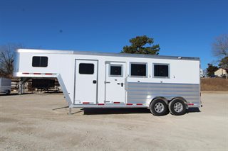 New Horse Trailer