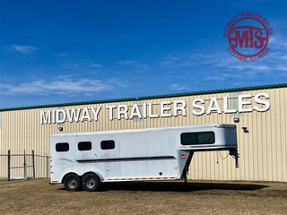 Used Horse Trailer