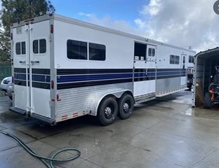 Used Horse Trailer