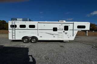 Used Horse Trailer