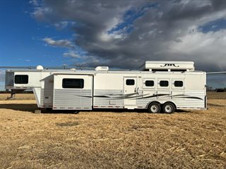 Used Horse Trailer