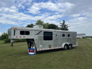 Used Horse Trailer