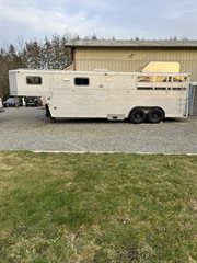 Used Horse Trailer