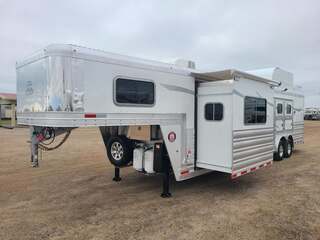New Horse Trailer