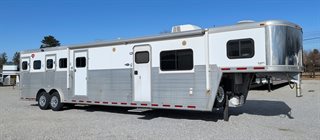 Used Horse Trailer