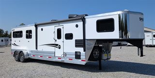 New Horse Trailer