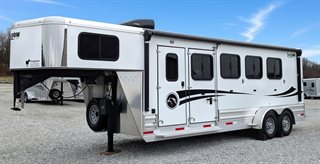 New Horse Trailer