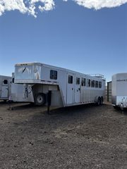 Used Horse Trailer