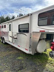 Used Horse Trailer