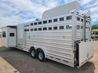 Used Horse Trailer