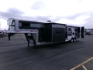 New Horse Trailer