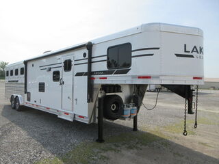 New Horse Trailer