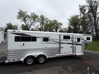 Used Horse Trailer