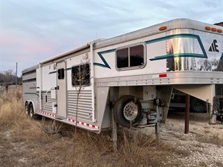 Used Horse Trailer