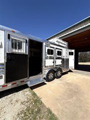 Used Horse Trailer