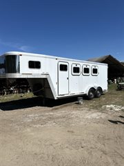 Used Horse Trailer