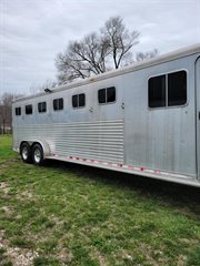 Used Horse Trailer