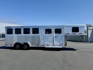 New Horse Trailer