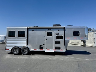 New Horse Trailer