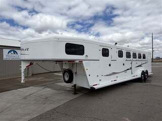 Used Horse Trailer