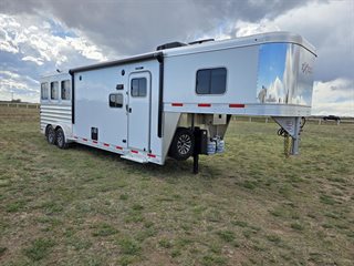 New Horse Trailer