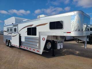 New Horse Trailer