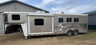 Used Horse Trailer