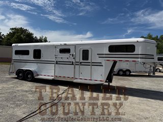 New Horse Trailer