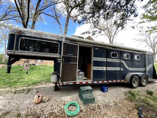 Used Horse Trailer