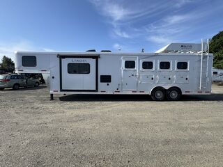 Used Horse Trailer