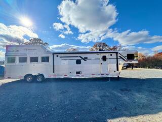 New Horse Trailer