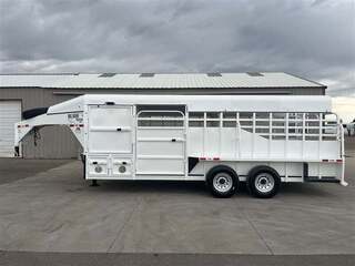 New Horse Trailer