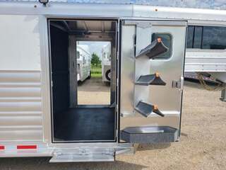 New Horse Trailer
