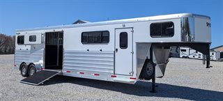 New Horse Trailer