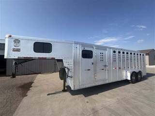 Used Horse Trailer