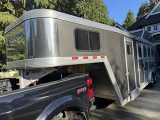 Used Horse Trailer