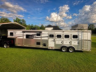 Used Horse Trailer