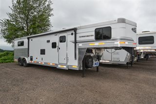 Used Horse Trailer